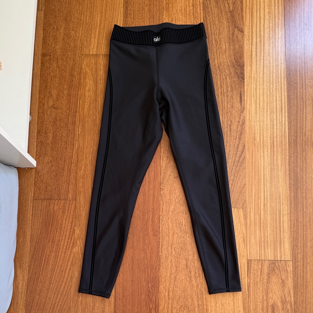 ALO Airlift Line Up Legging